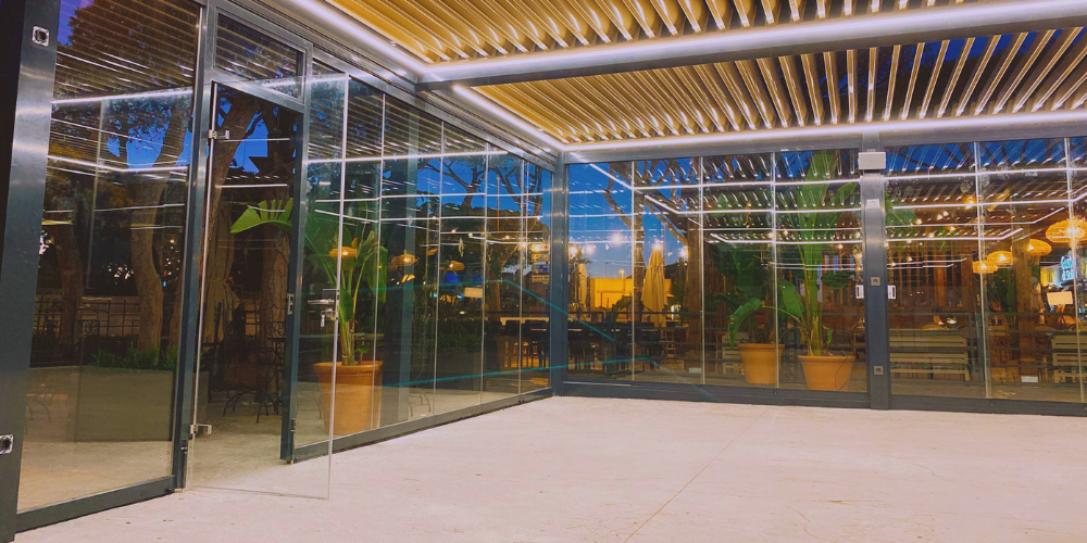 Gravital 400, la cortina de cristal inclusiva para PMR