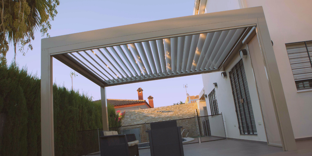 ¿Cómo tener una terraza bonita y protegida