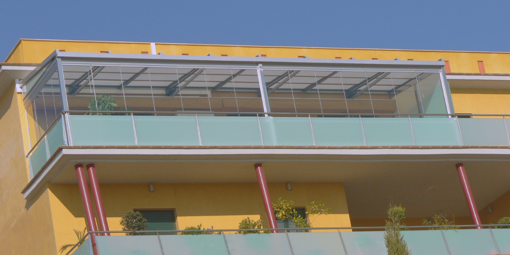¿Cómo tener una terraza bonita y protegida