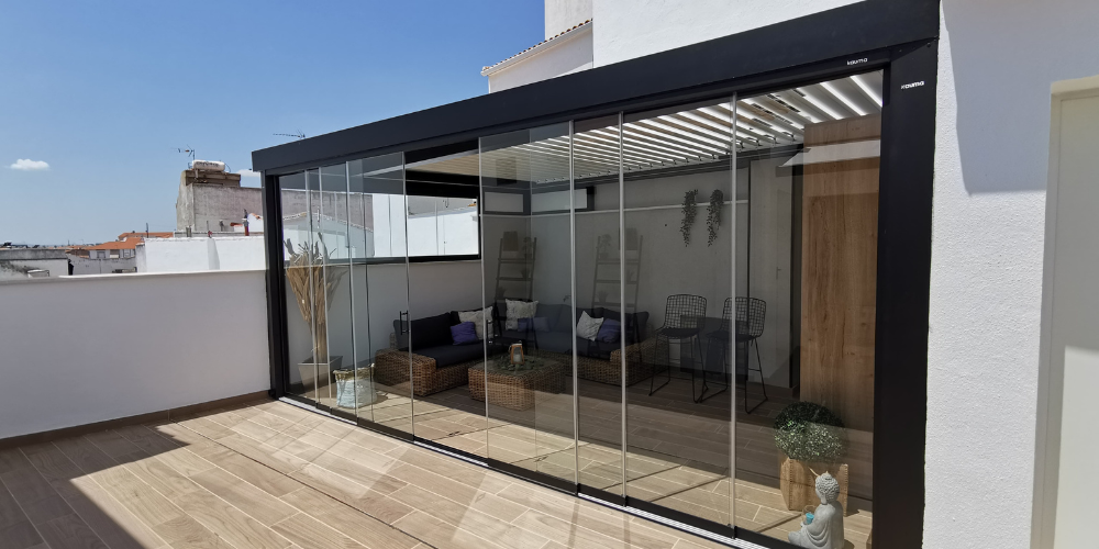 Ejemplos de cerramiento de aluminio