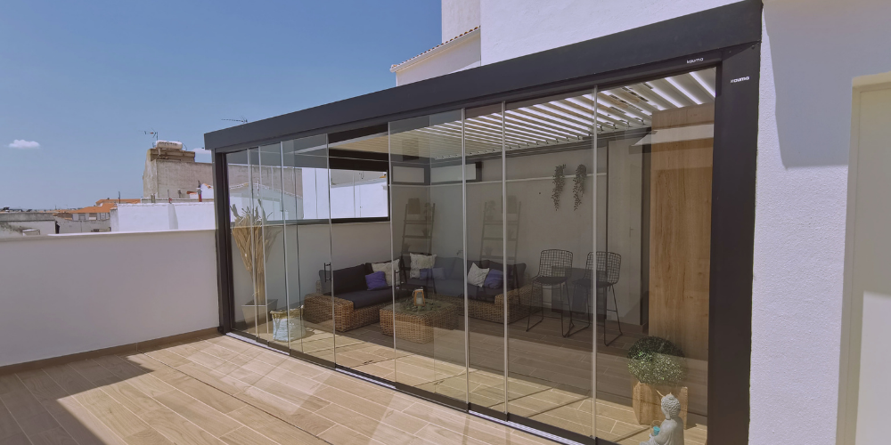 ¿Cómo aislar tu terraza del frío o del calor