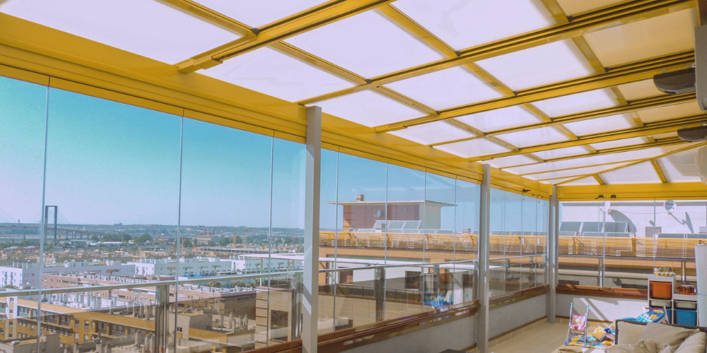Conoce los mejores materiales para cerramientos de terraza