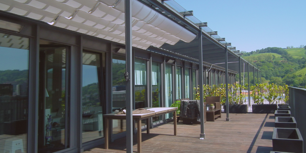 Conoce los mejores materiales para cerramientos de terraza