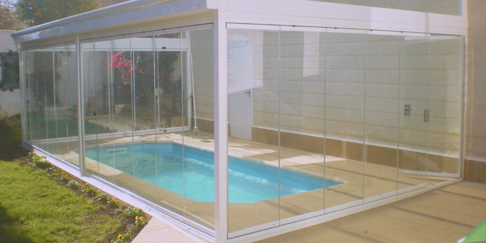 Cerramientos de cristal para piscinas