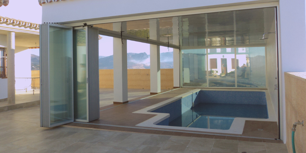 Cerramientos de cristal para piscinas