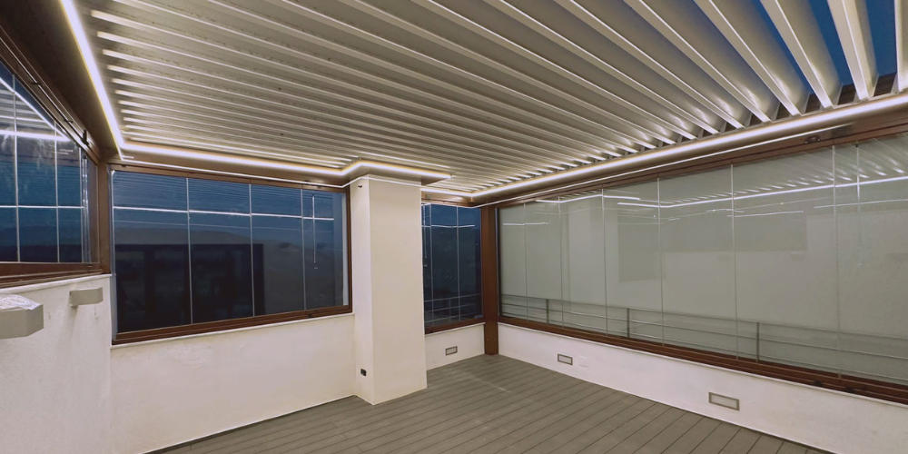 Trucos para una iluminación de terrazas exteriores de noche y de día