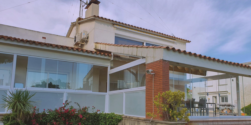 Limpiar muebles de terraza_ 7 consejos para su cuidado