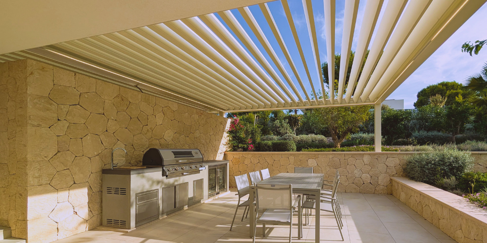 Interiorismo y cristal_ La tendencia que elimina las paredes