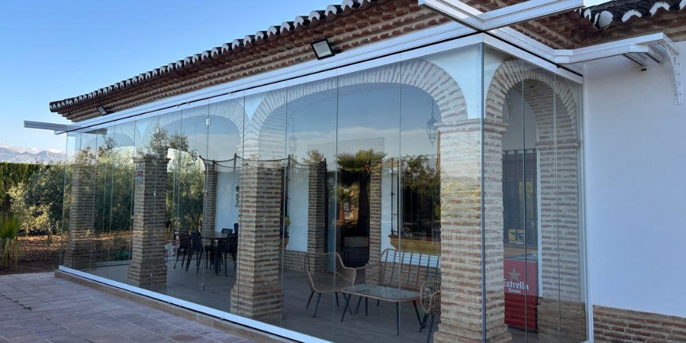Cómo decorar el balcón y la terraza en navidad
