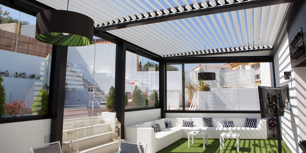 Ventajas de una pérgola bioclimática en verano