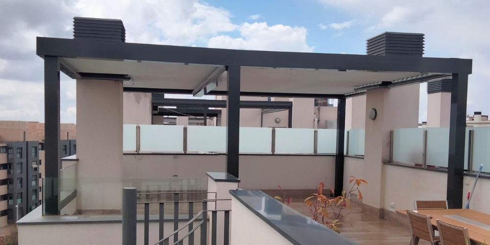 Ventajas de una pérgola bioclimática en verano