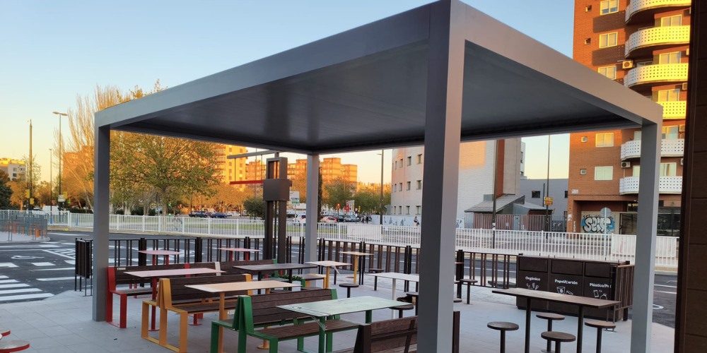 Ventajas de una pérgola bioclimática en verano