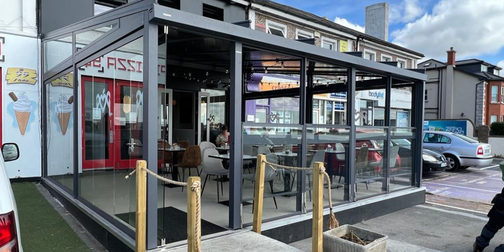 Paravientos de cristal en terrazas de restaurantes