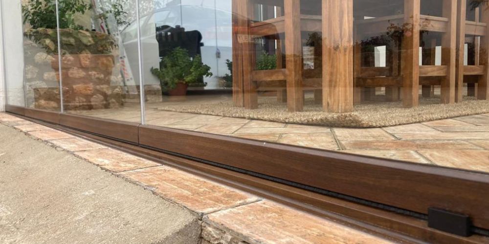 Mantenimiento de cortinas de cristal