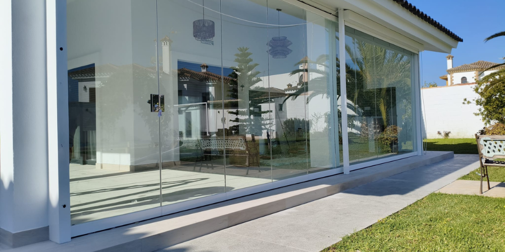 cortinas de cristal abatibles a medida