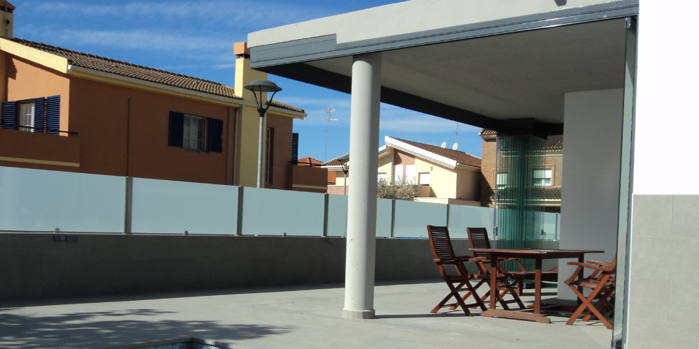 cortinas de cristal abatibles a medida